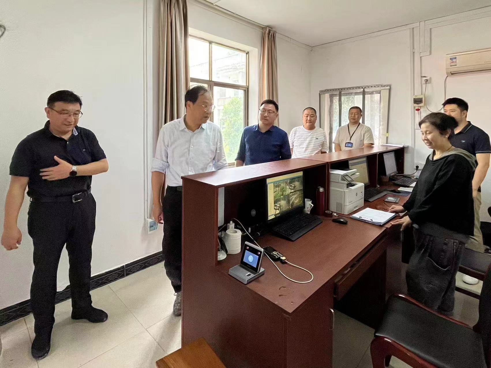 英国上市公司365