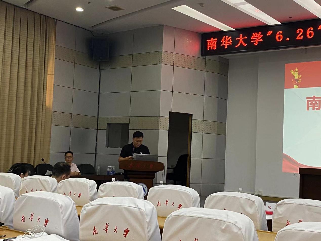 0680808d280e1e6eb36f09a1e537e43