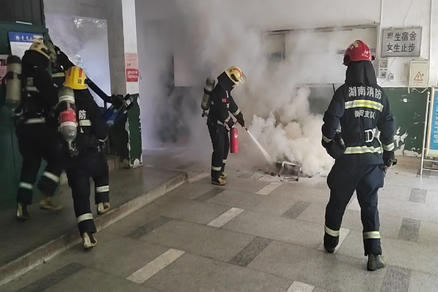 英国上市公司365