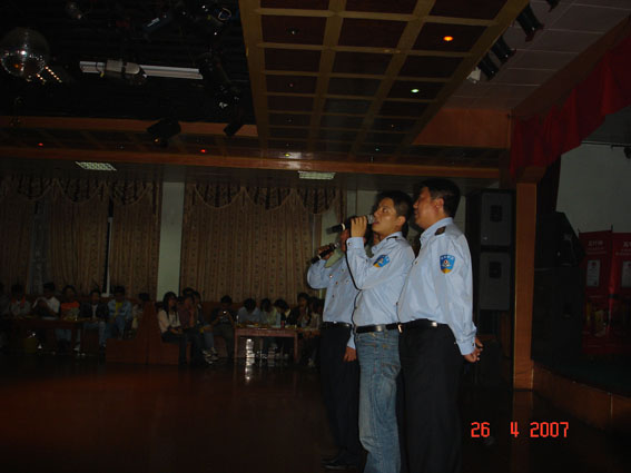 英国上市公司365